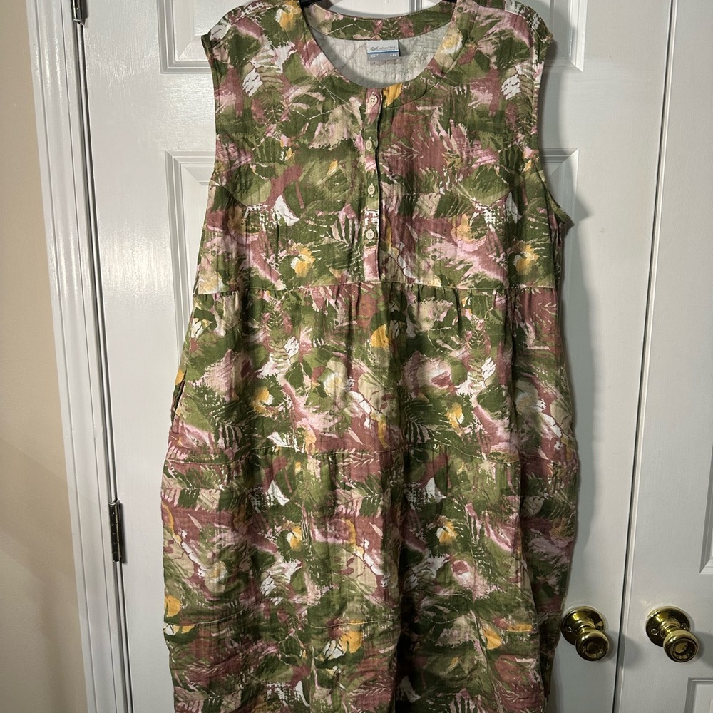 Floral Sleeveless Midi Dress - Green and Pink